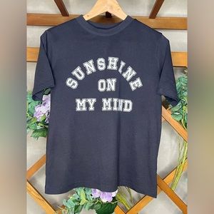 H&M sunshine on my mind T-shirt(gently used)size xs(runs large)